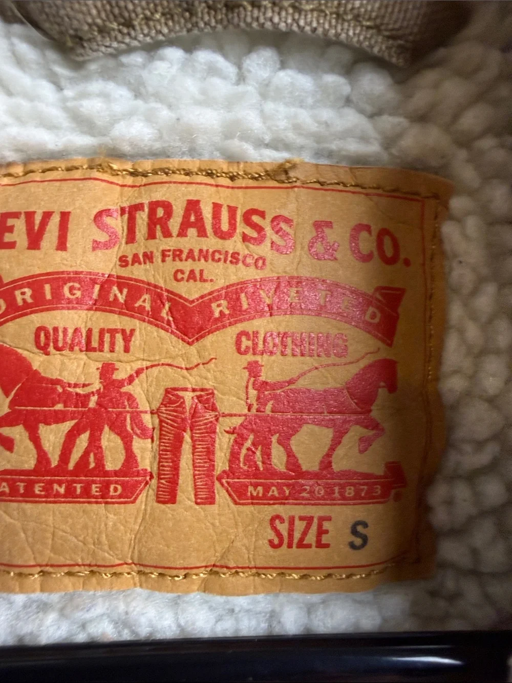 Levi’s Men's Sherpa-Lined Canvas Jacket - Tan